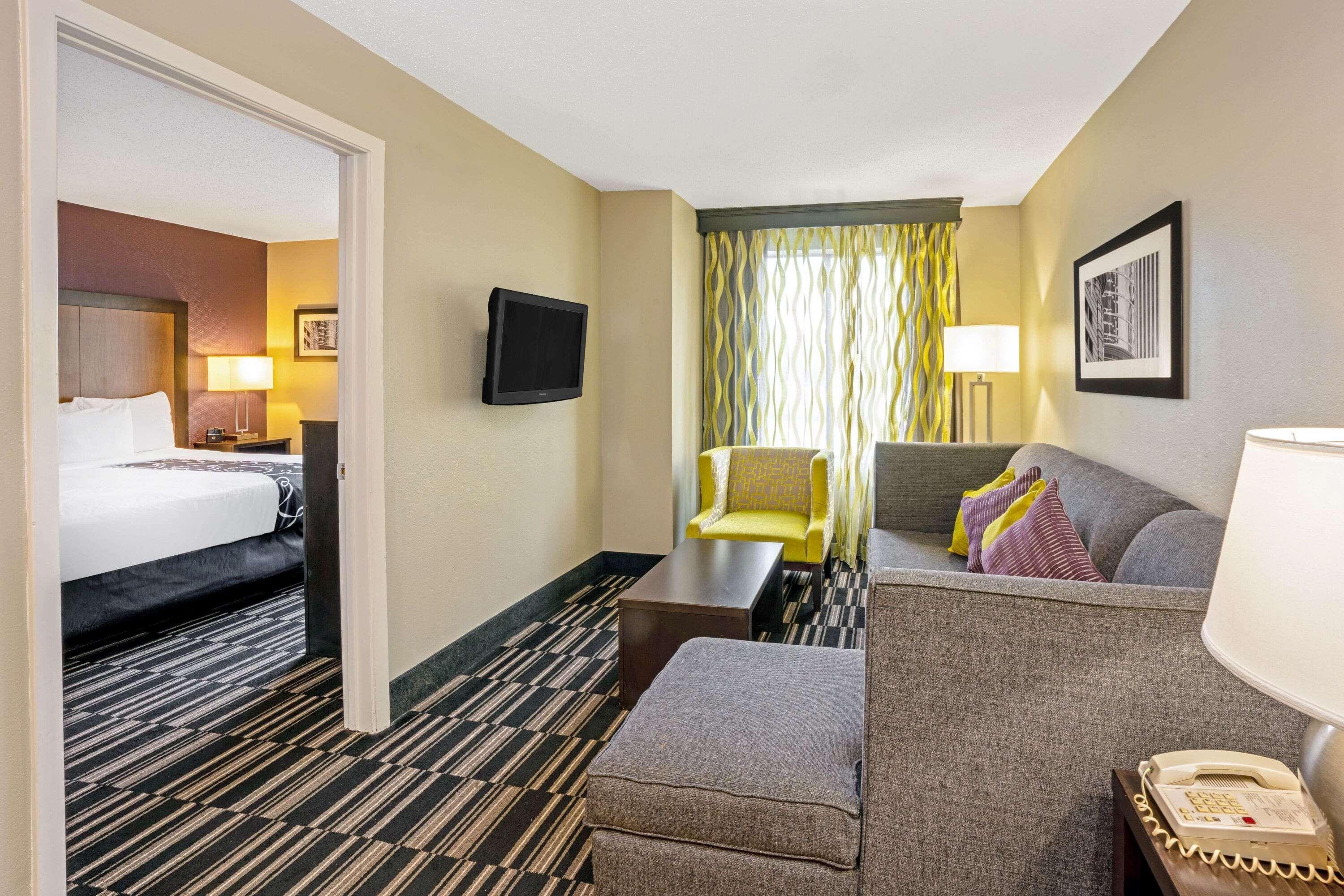 La Quinta Inn & Suites By Wyndham The Woodlands Spring Ngoại thất bức ảnh