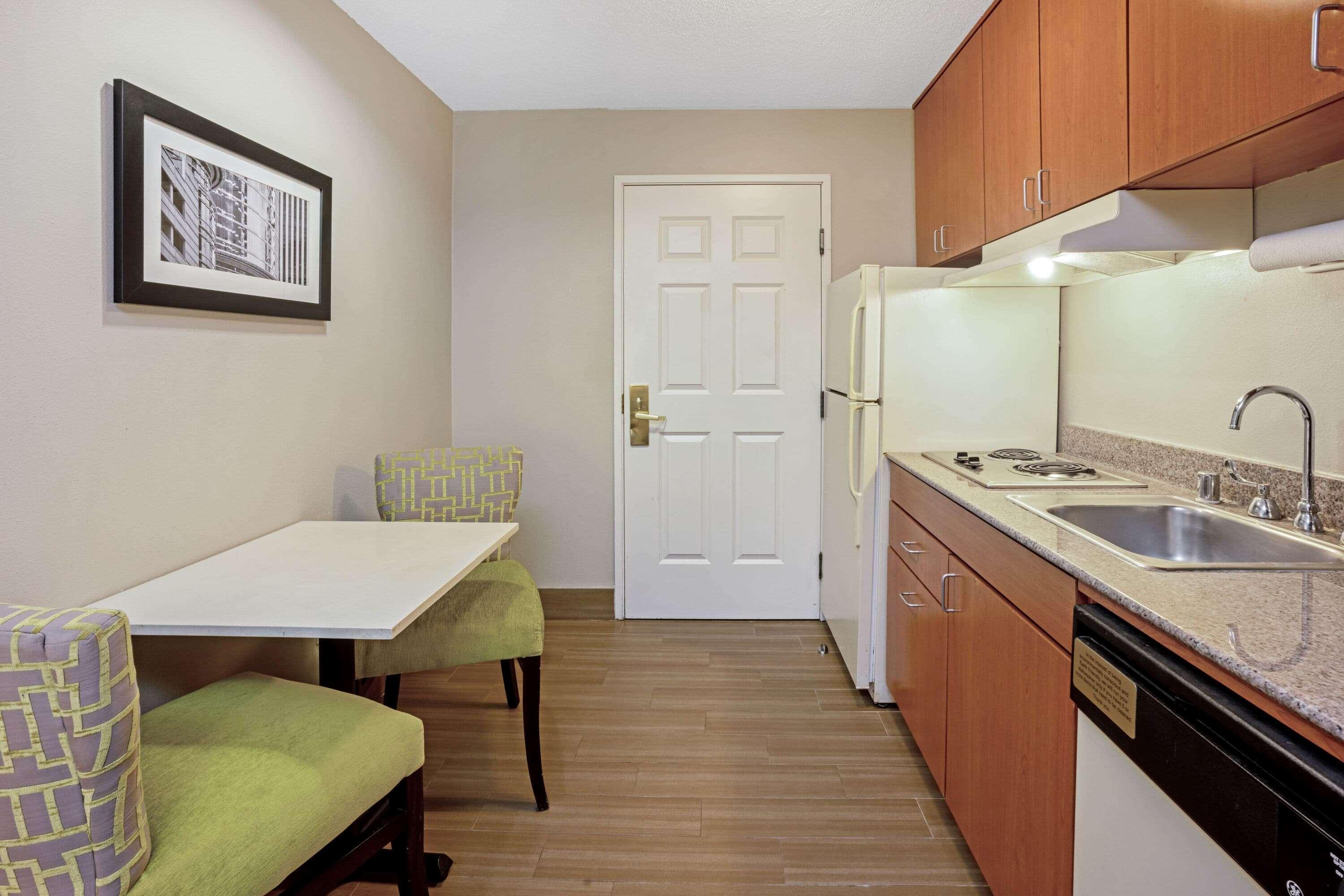 La Quinta Inn & Suites By Wyndham The Woodlands Spring Ngoại thất bức ảnh